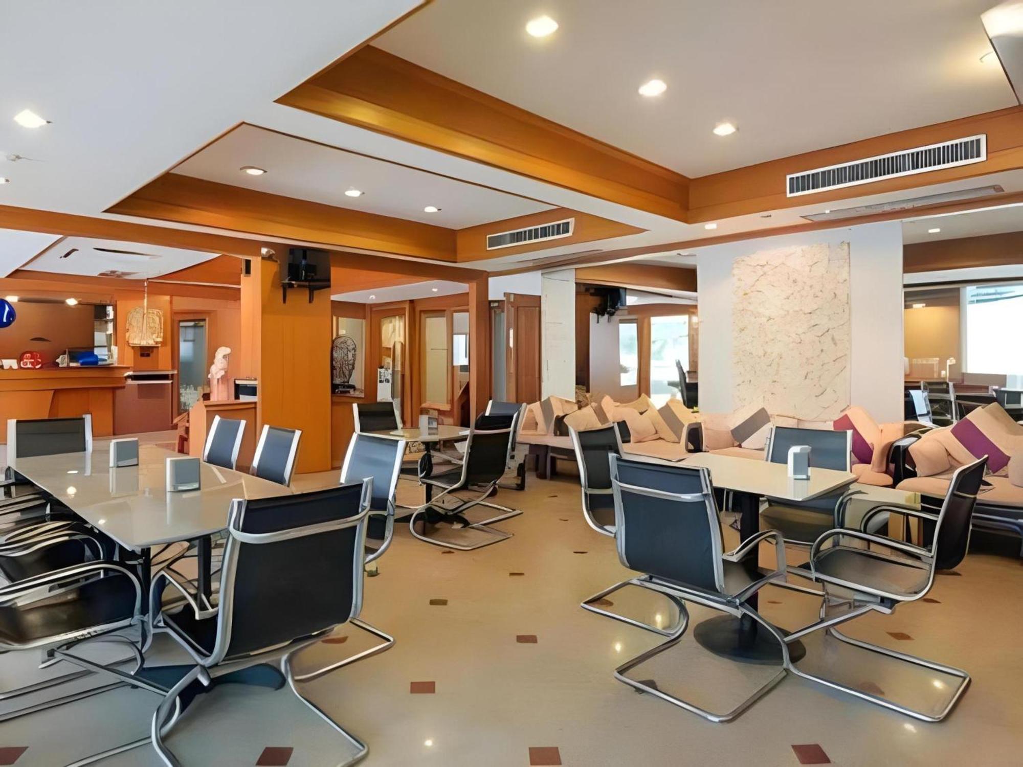 Collection O Howard Square Boutique Hotel Bangkok Luaran gambar